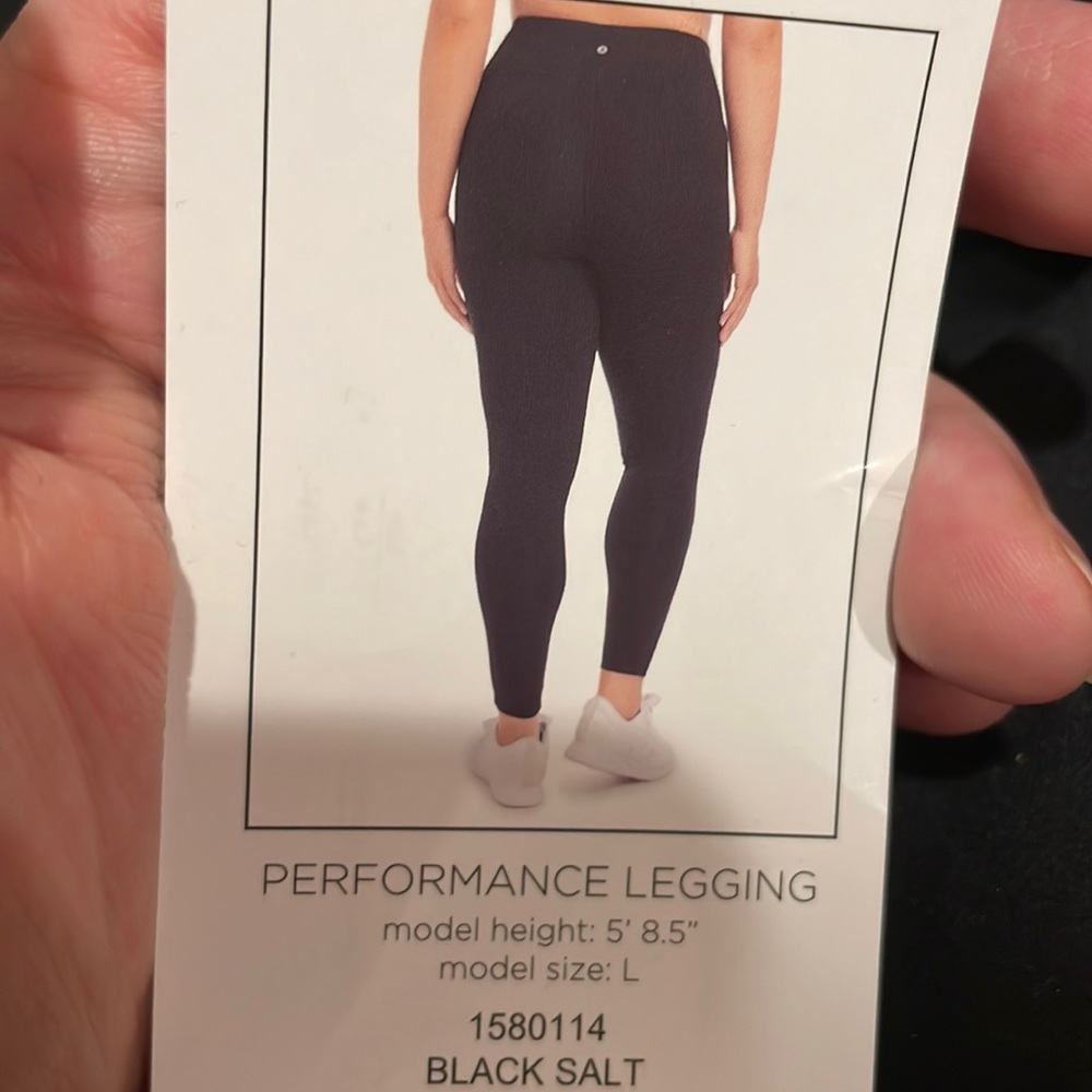 Danskin black salt performance leggings small
